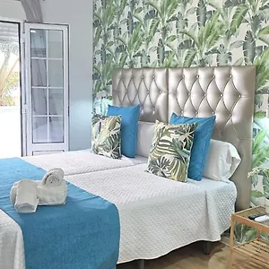 apartamentos-candisol.hotelsinnerja.org/